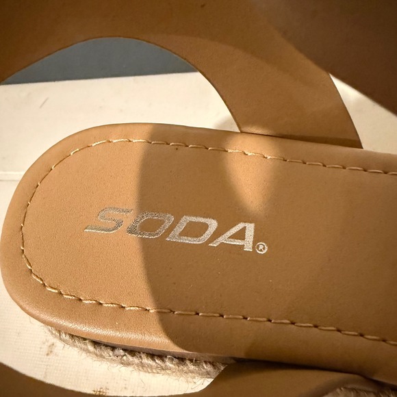 Soda Espadrille Platform Sandals Women 9 Taupe Like New Ankle Strap Wedge - Picture 5 of 5